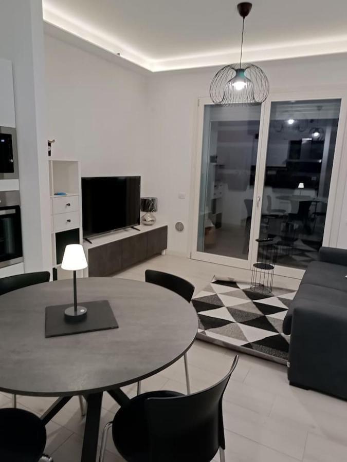 Villa Pirelli 28 Milano Esterno foto
